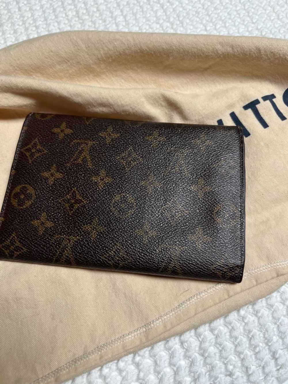 Louis Vuitton Monogram Canvas Snap Wallet - Porte-Tresor Tri-fold Wallet - Picture 3 of 16